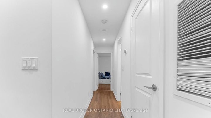 Photo 10 at 31 - 780 Sheppard Avenue E, Bayview Village, Toronto