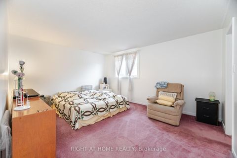 Photo 21 at 5253 Palomar Crescent, Hurontario, Mississauga