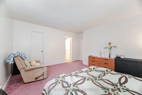 Photo 23 at 5253 Palomar Crescent, Hurontario, Mississauga