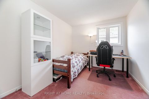 Photo 27 at 5253 Palomar Crescent, Hurontario, Mississauga