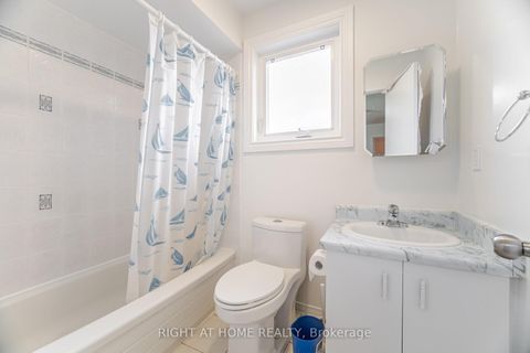 Photo 31 at 5253 Palomar Crescent, Hurontario, Mississauga