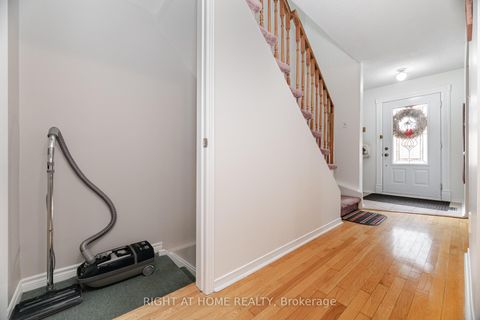 Photo 32 at 5253 Palomar Crescent, Hurontario, Mississauga