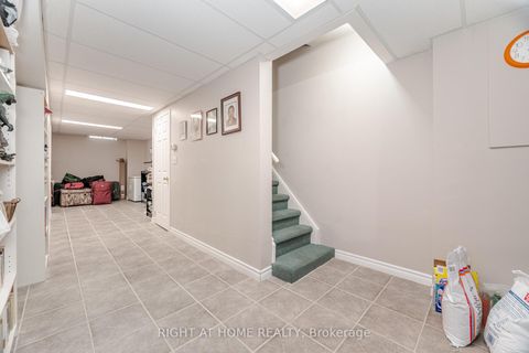 Photo 33 at 5253 Palomar Crescent, Hurontario, Mississauga