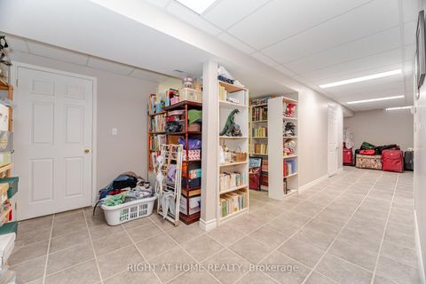 Photo 35 at 5253 Palomar Crescent, Hurontario, Mississauga