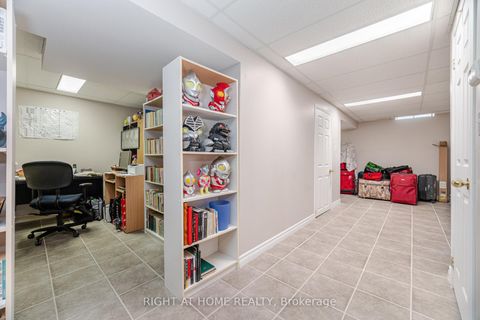 Photo 39 at 5253 Palomar Crescent, Hurontario, Mississauga