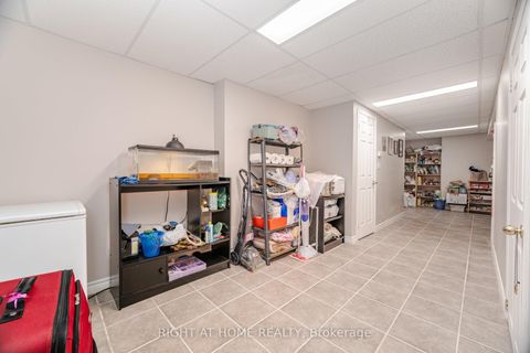 Photo 41 at 5253 Palomar Crescent, Hurontario, Mississauga