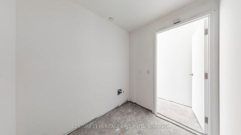 Photo 39 at 103 L/W - 8888 YONGE Street, South Richvale, Richmond Hill