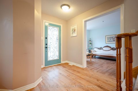 Photo 2 at 43 Dunnett Drive, Ardagh, Barrie