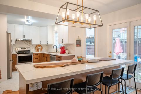 Photo 6 at 43 Dunnett Drive, Ardagh, Barrie