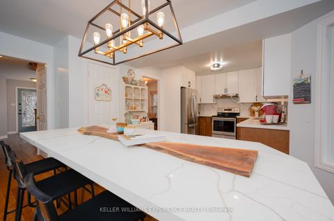 Photo 9 at 43 Dunnett Drive, Ardagh, Barrie