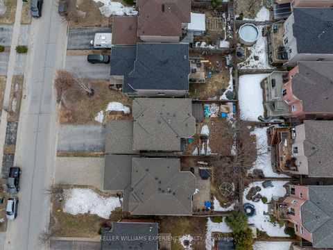 Photo 39 at 43 Dunnett Drive, Ardagh, Barrie