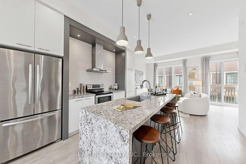 Photo 0 at 101 Genuine Lane, Doncrest, Richmond Hill