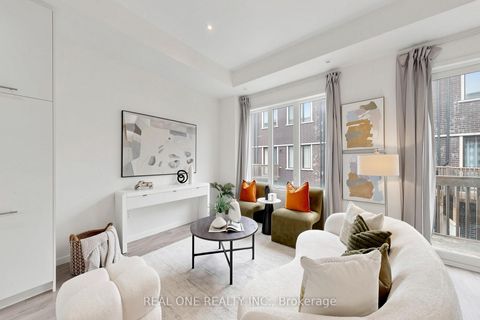 Photo 6 at 101 Genuine Lane, Doncrest, Richmond Hill