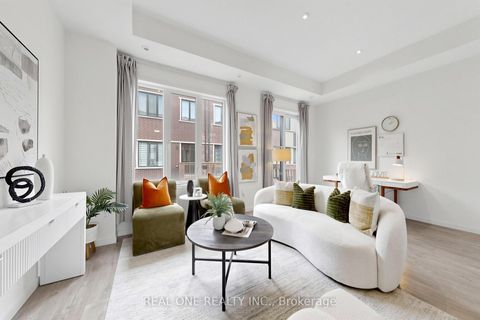 Photo 7 at 101 Genuine Lane, Doncrest, Richmond Hill