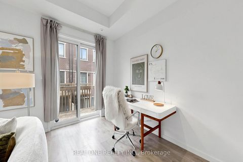 Photo 11 at 101 Genuine Lane, Doncrest, Richmond Hill