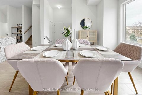 Photo 23 at 101 Genuine Lane, Doncrest, Richmond Hill