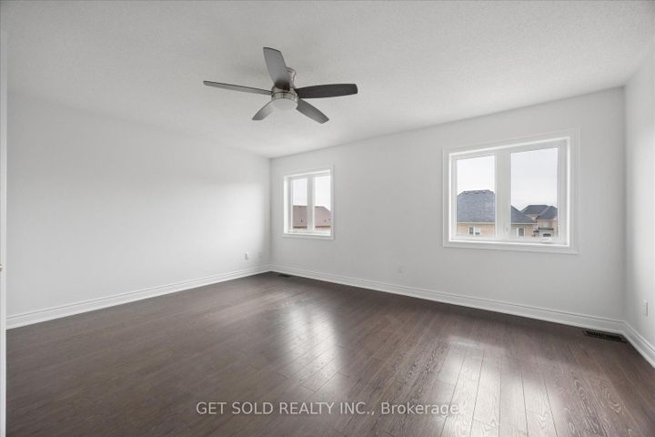 Photo 25 at 11 Maybeck Drive, Credit Valley, Brampton