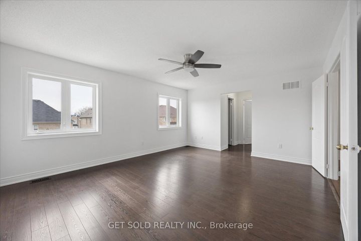 Photo 26 at 11 Maybeck Drive, Credit Valley, Brampton