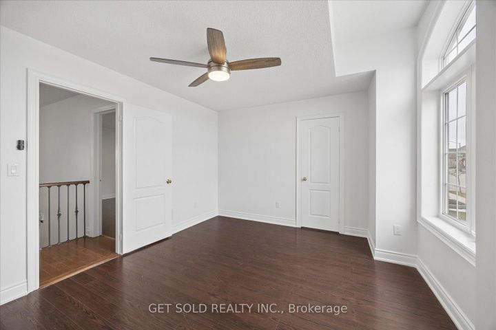 Photo 33 at 11 Maybeck Drive, Credit Valley, Brampton