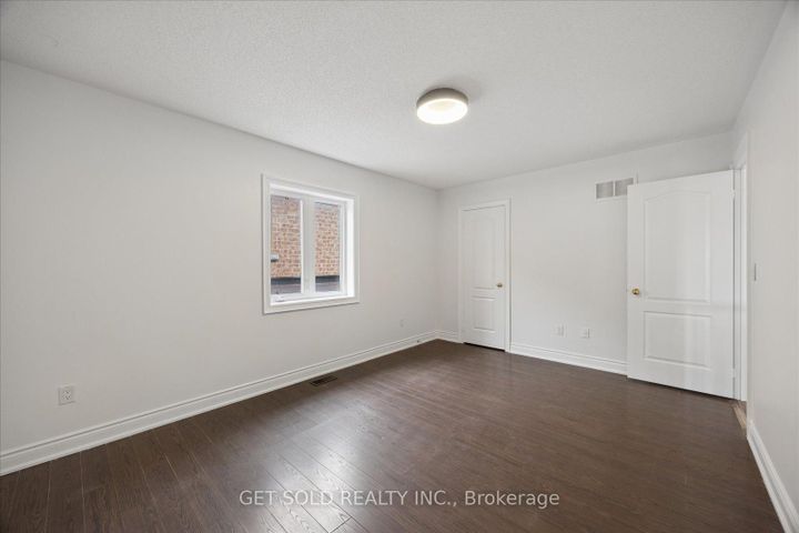 Photo 36 at 11 Maybeck Drive, Credit Valley, Brampton