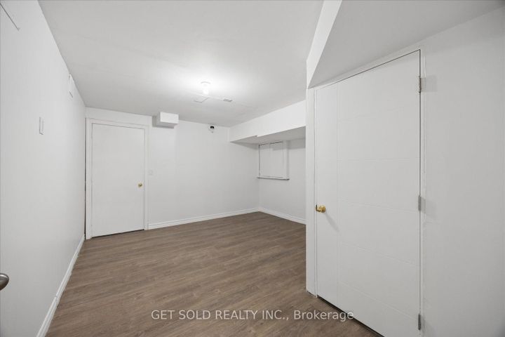 Photo 40 at 11 Maybeck Drive, Credit Valley, Brampton