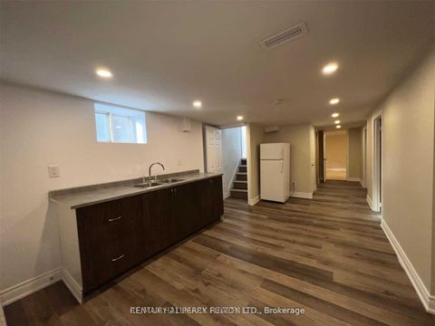 Photo 5 at 48 Connaught Avenue, Newtonbrook West, Toronto