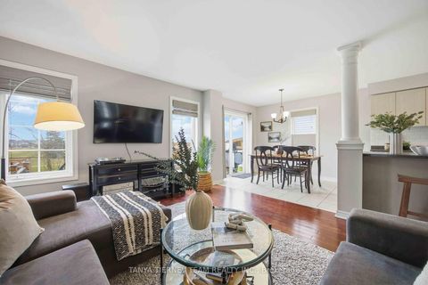 Photo 11 at 43 Corianne Avenue, Brooklin, Whitby