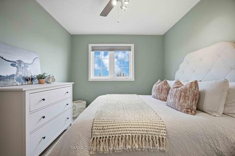 Photo 32 at 43 Corianne Avenue, Brooklin, Whitby