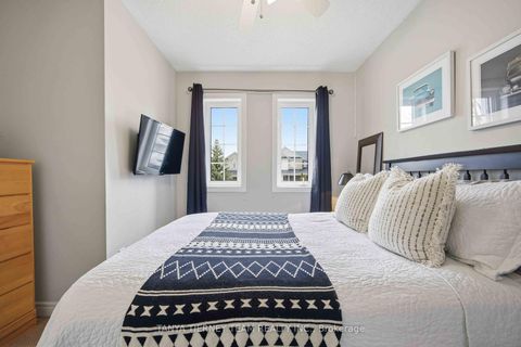 Photo 35 at 43 Corianne Avenue, Brooklin, Whitby