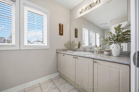 Photo 37 at 43 Corianne Avenue, Brooklin, Whitby