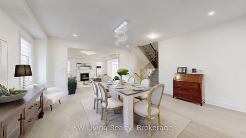 Photo 8 at 70 Current Drive, Rural Richmond Hill, Richmond Hill