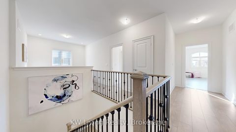 Photo 24 at 70 Current Drive, Rural Richmond Hill, Richmond Hill