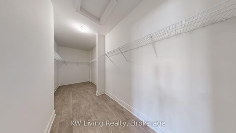 Photo 31 at 70 Current Drive, Rural Richmond Hill, Richmond Hill