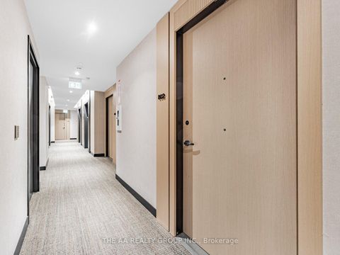 Photo 3 at 802 - 89 Church Street, Yonge Corridor, Toronto