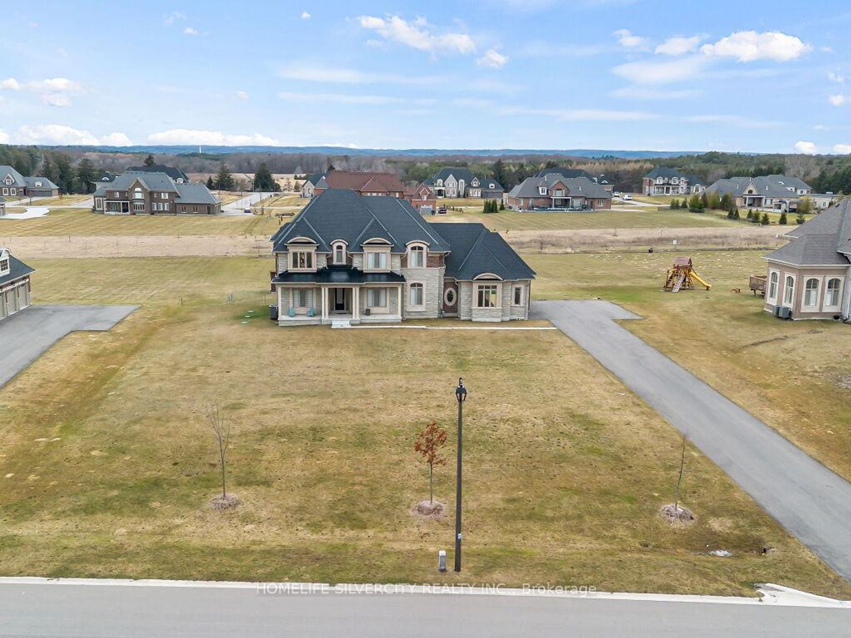 255 Amos Drive, Palgrave, Caledon 