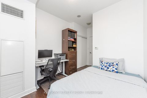 Photo 18 at 2204 - 4070 Confederation Parkway, City Centre, Mississauga