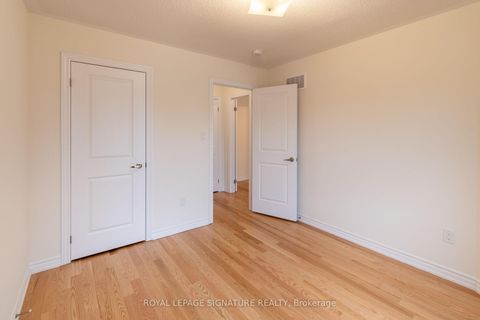 Photo 21 at 22 Prudhoe Terrace, Rural Barrie Southeast, Barrie