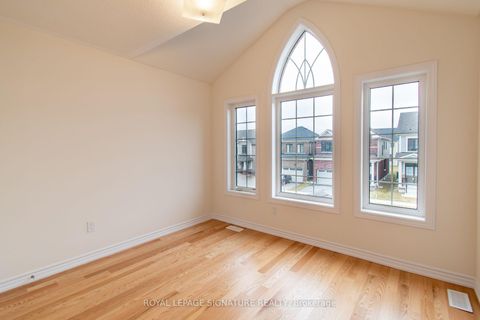 Photo 26 at 22 Prudhoe Terrace, Rural Barrie Southeast, Barrie