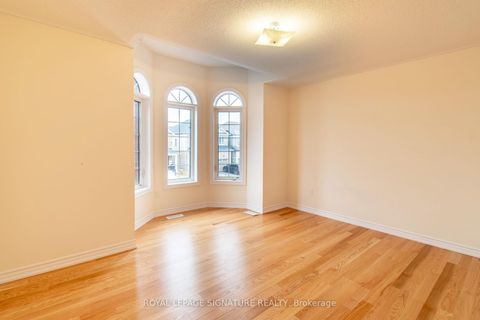 Photo 29 at 22 Prudhoe Terrace, Rural Barrie Southeast, Barrie