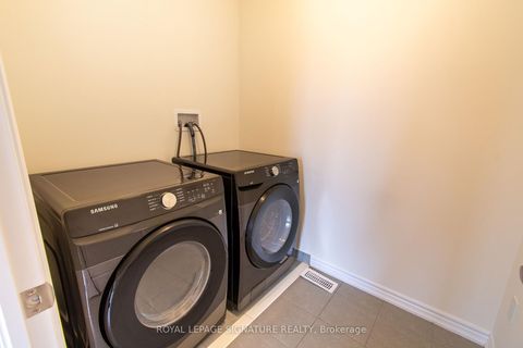 Photo 42 at 22 Prudhoe Terrace, Rural Barrie Southeast, Barrie