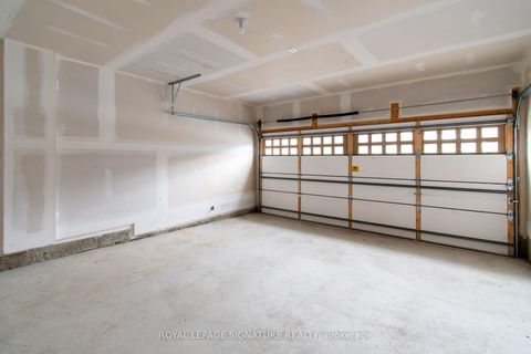 Photo 43 at 22 Prudhoe Terrace, Rural Barrie Southeast, Barrie