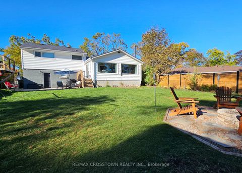 Photo 36 at 11 Castle Drive, Sunnidale, Barrie