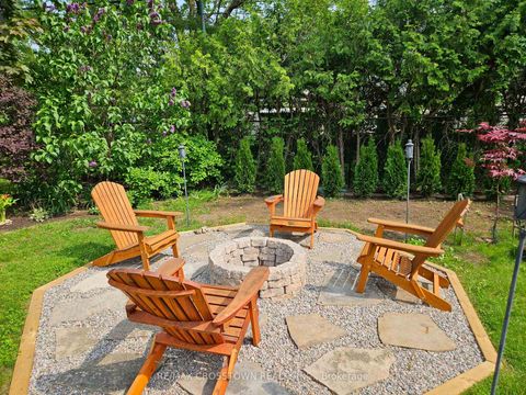 Photo 37 at 11 Castle Drive, Sunnidale, Barrie