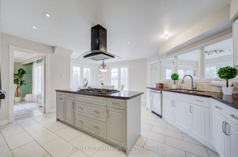 Photo 7 at 70 Strathearn Avenue, Bayview Hill, Richmond Hill