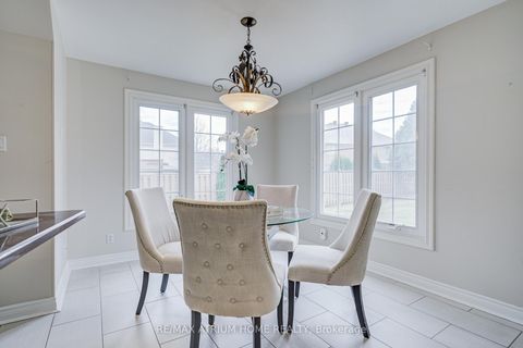 Photo 9 at 70 Strathearn Avenue, Bayview Hill, Richmond Hill