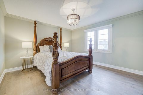 Photo 32 at 70 Strathearn Avenue, Bayview Hill, Richmond Hill