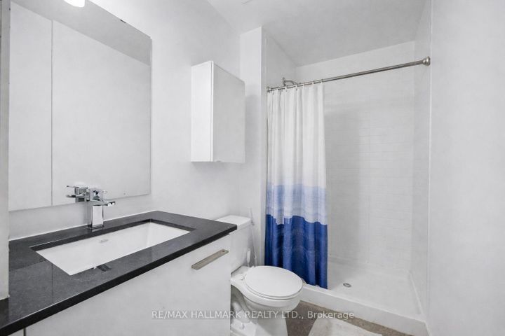 Photo 7 at 719 - 510 King Street E, Moss Park, Toronto