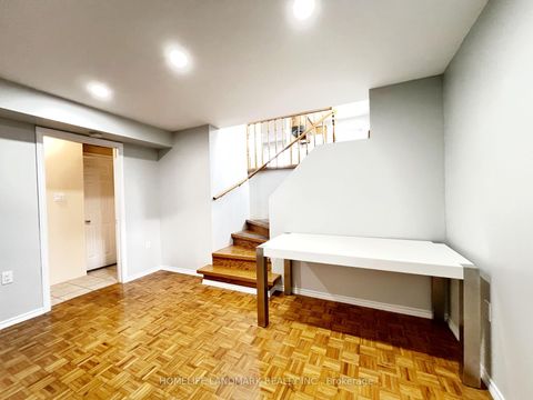 Photo 24 at 4 Ferncrest Gate, L'Amoreaux, Toronto