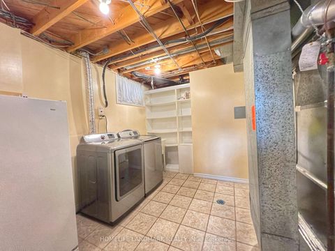 Photo 29 at 4 Ferncrest Gate, L'Amoreaux, Toronto