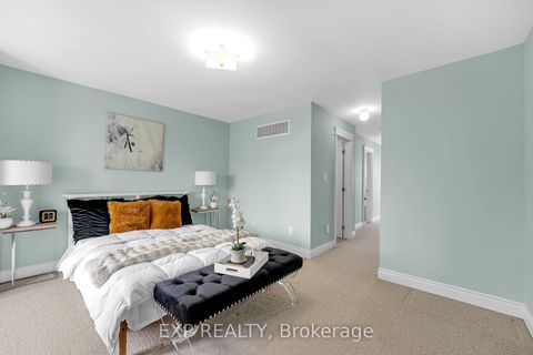 Photo 13 at 142 Hall Street, Mill Pond, Richmond Hill